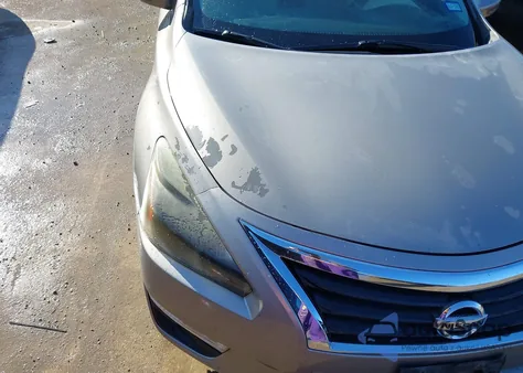 2013 Nissan Altima 2.5 S z USA, uszkodzony, nr VIN 1N4AL3AP9DN446171